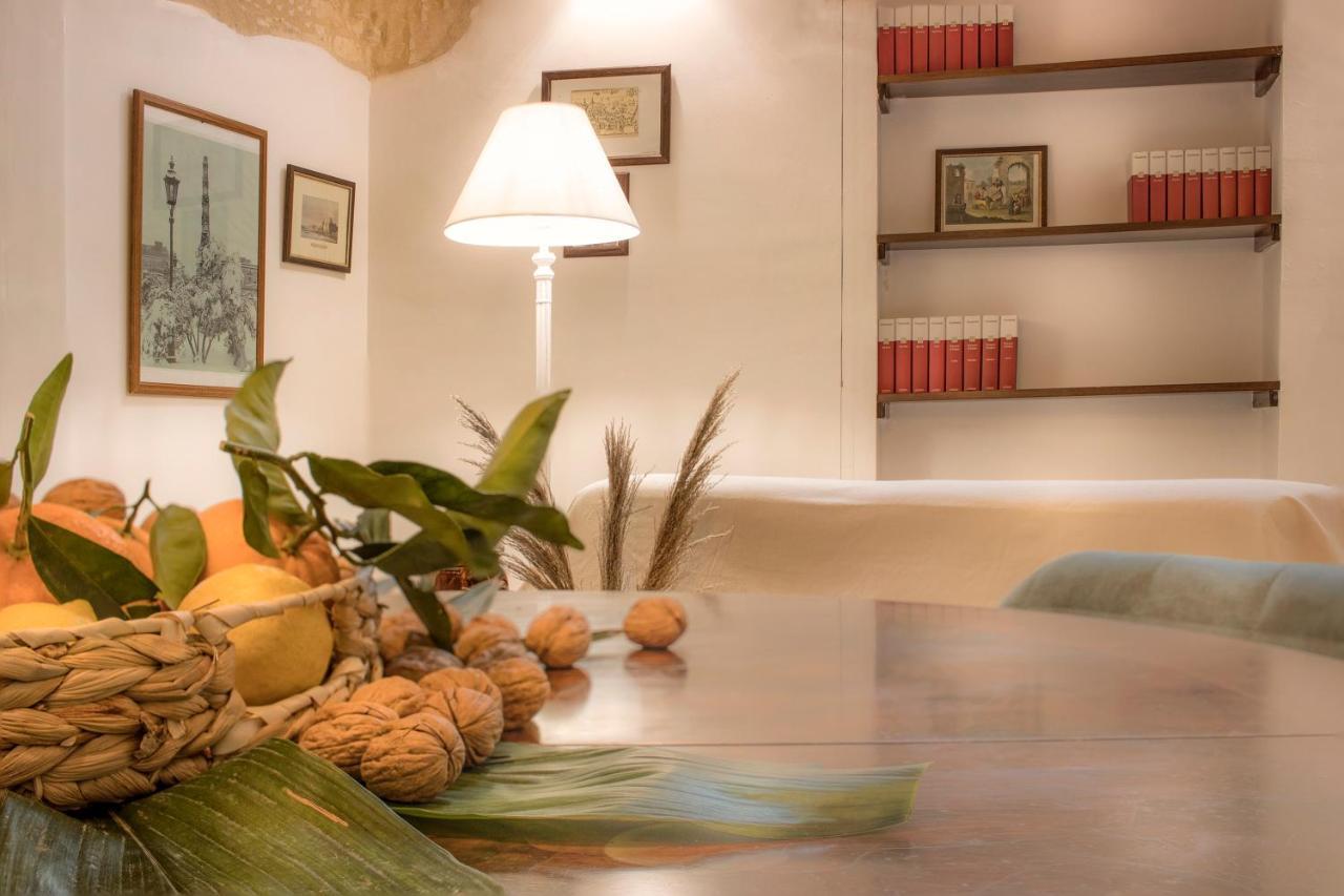 Forleo Historic Apartments - Treb Collection Lecce Luaran gambar