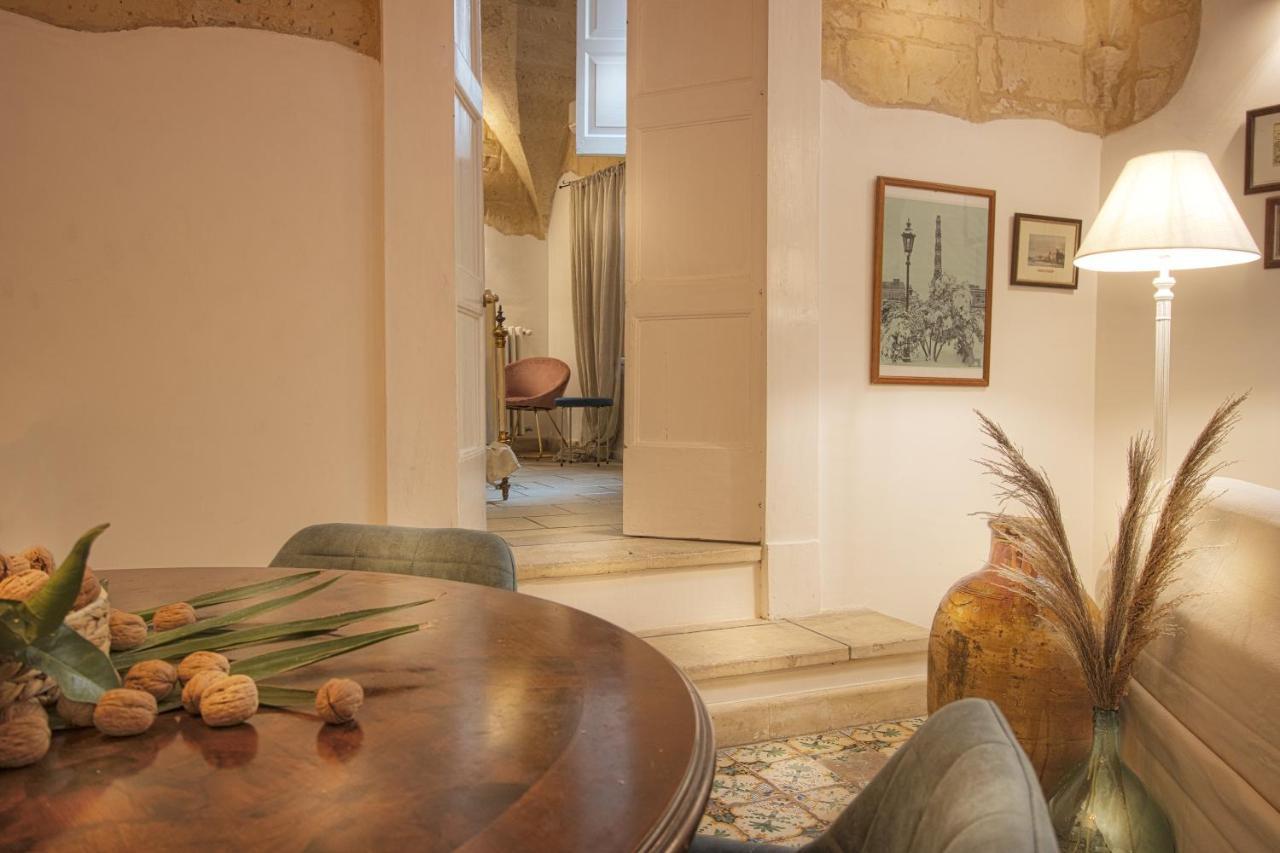 Forleo Historic Apartments - Treb Collection Lecce Luaran gambar