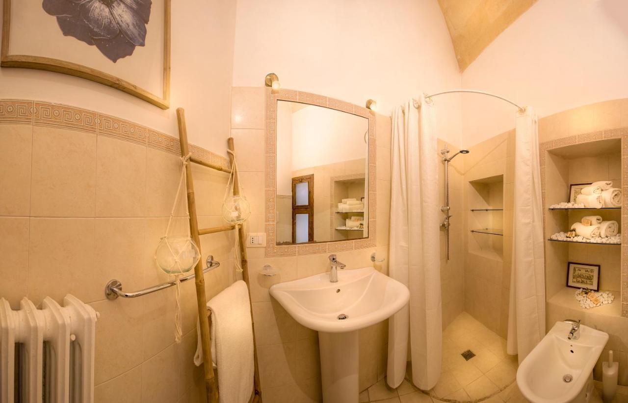 Forleo Historic Apartments - Treb Collection Lecce Luaran gambar
